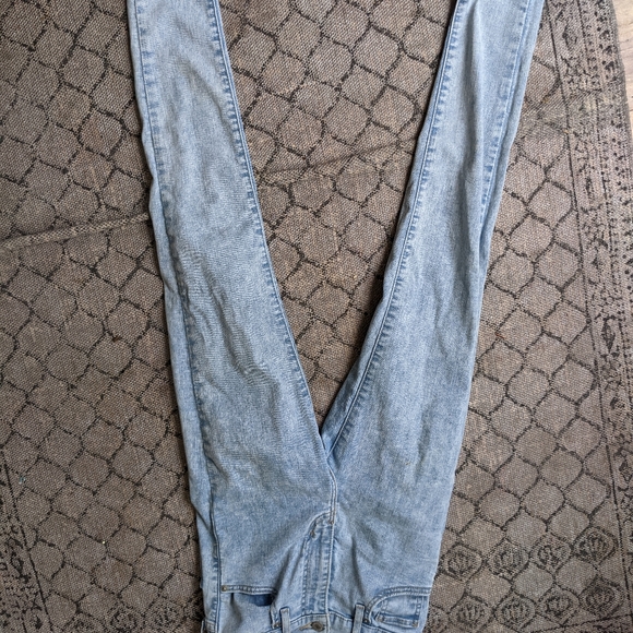 Mile High Levi's - Picture 2 of 5